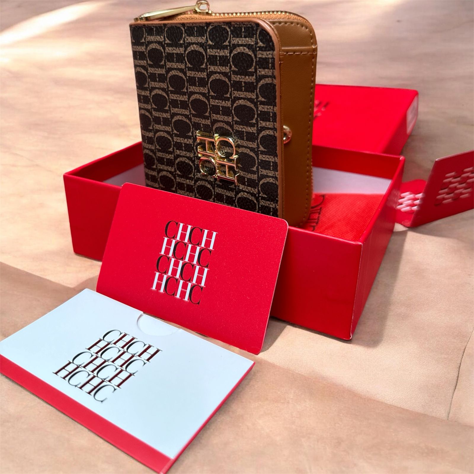Carolina Herrera Billetera Marron